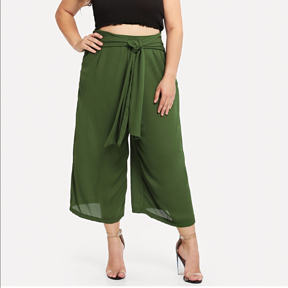NEW•XL-2X•Gabrielle Green Goddess WideLeg Pants
